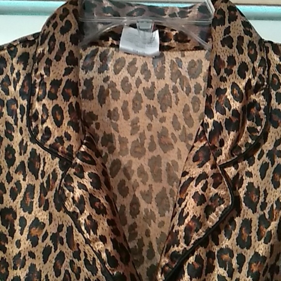 Night gown - Picture 4 of 4